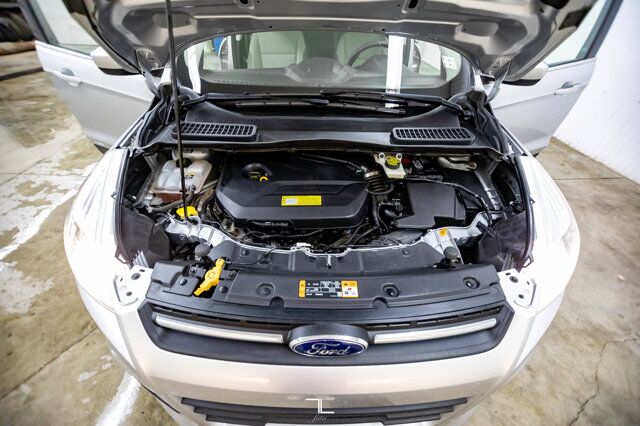 2013 Ford Escape AWD SE Hseats Red Deer AB