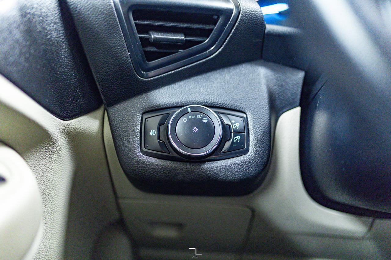 2013 Ford Escape AWD SE Leather Heated Seats Red Deer AB