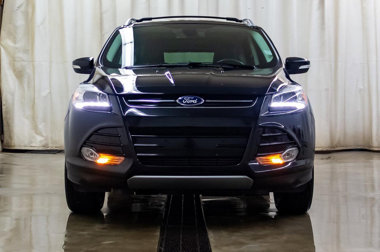 2013 Ford Escape AWD Titanium Leather Roof Nav Red Deer AB