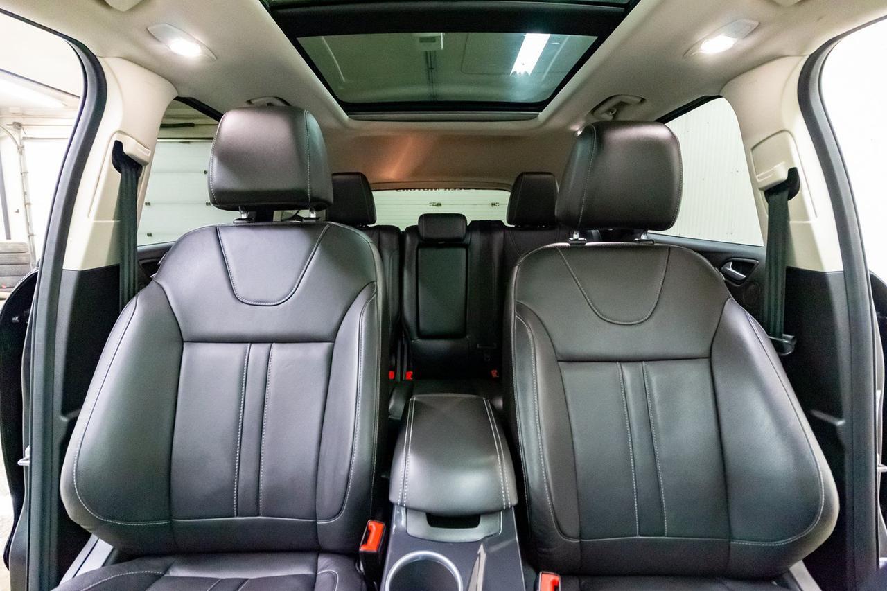 2013 Ford Escape AWD Titanium Leather Roof Nav Red Deer AB