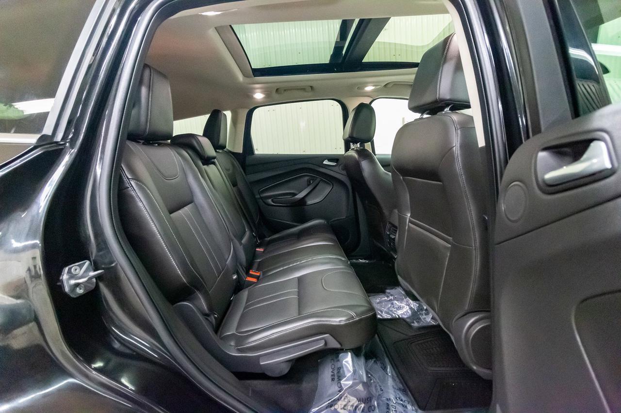 2013 Ford Escape AWD Titanium Leather Roof Nav Red Deer AB