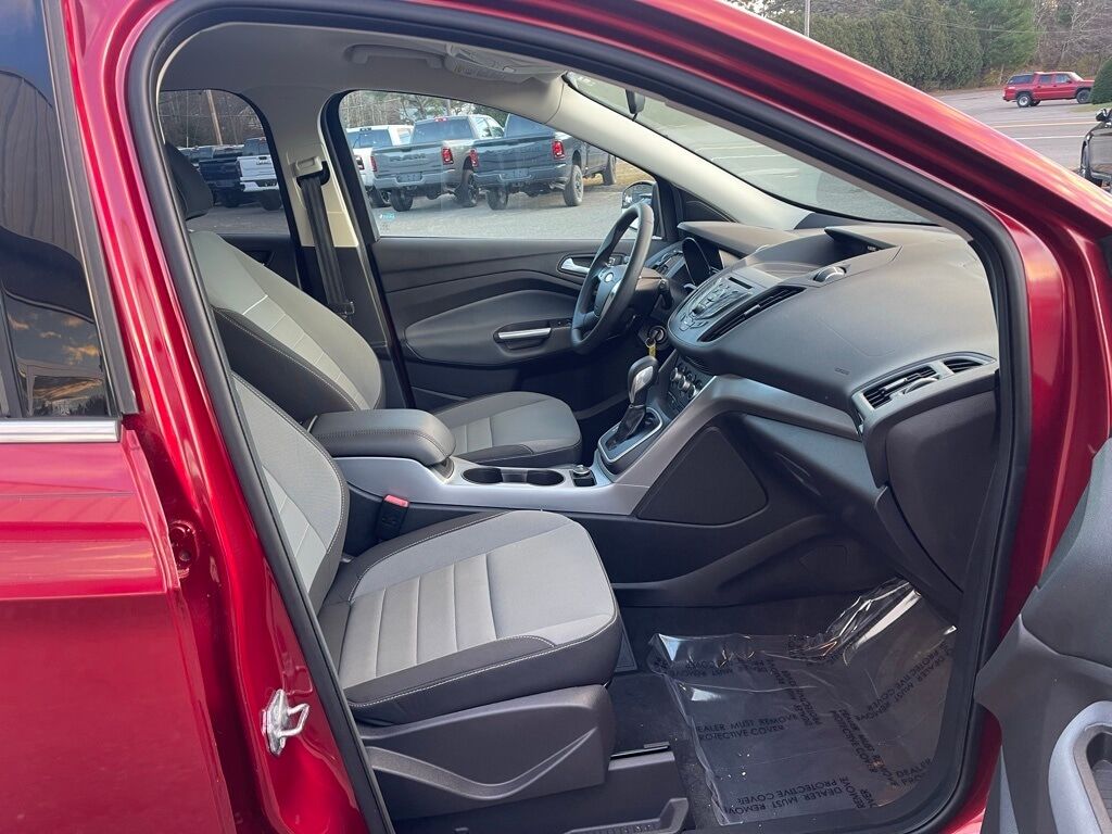 2013 Ford Escape SE Orange MA