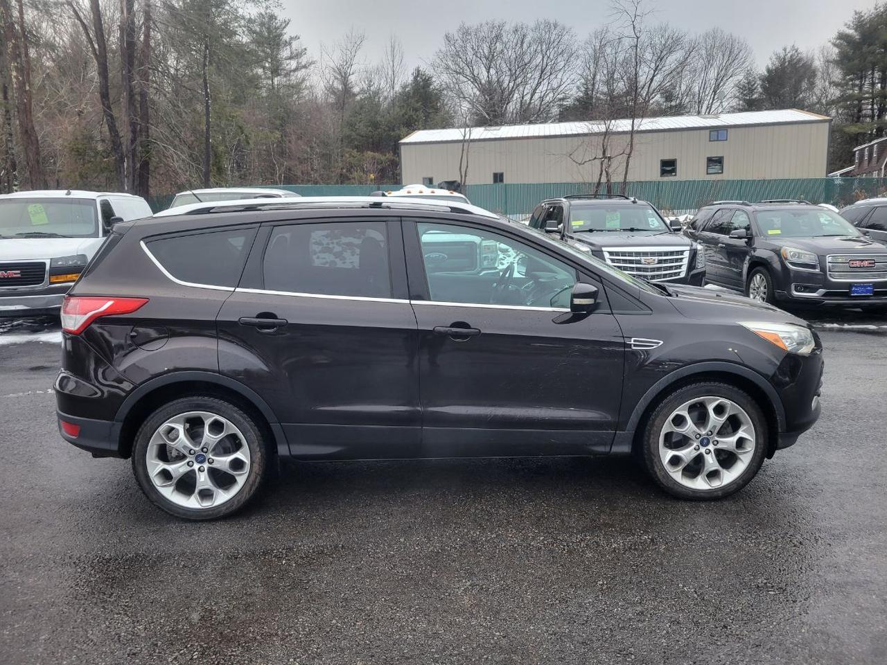 2013 Ford Escape Titanium Charlton MA