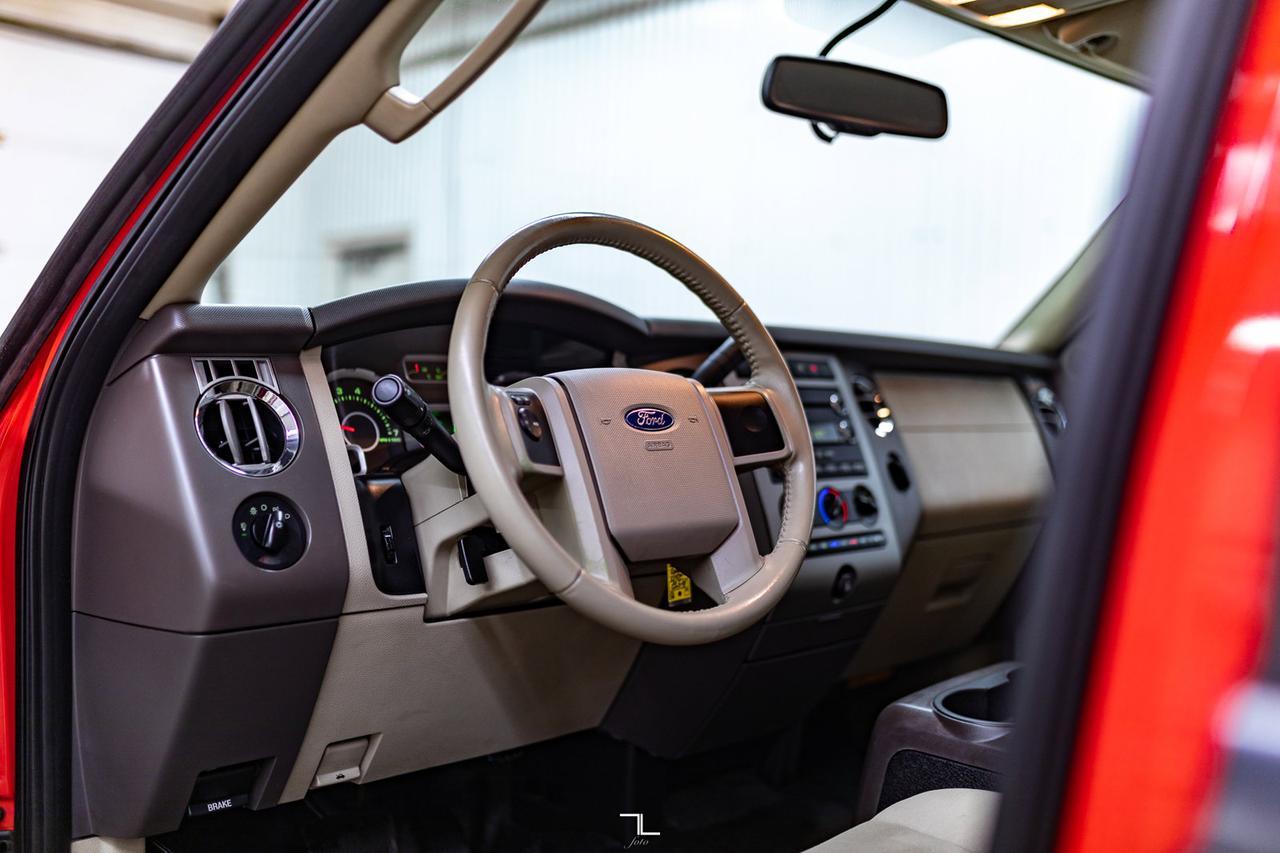 2013 Ford Expedition Max 4x4 XLT Red Deer AB