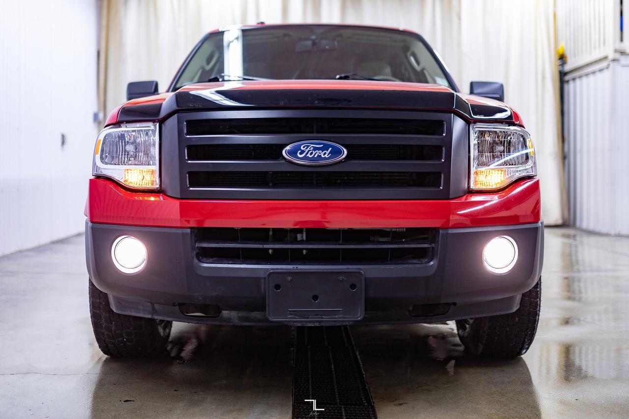 2013 Ford Expedition Max 4x4 XLT Red Deer AB