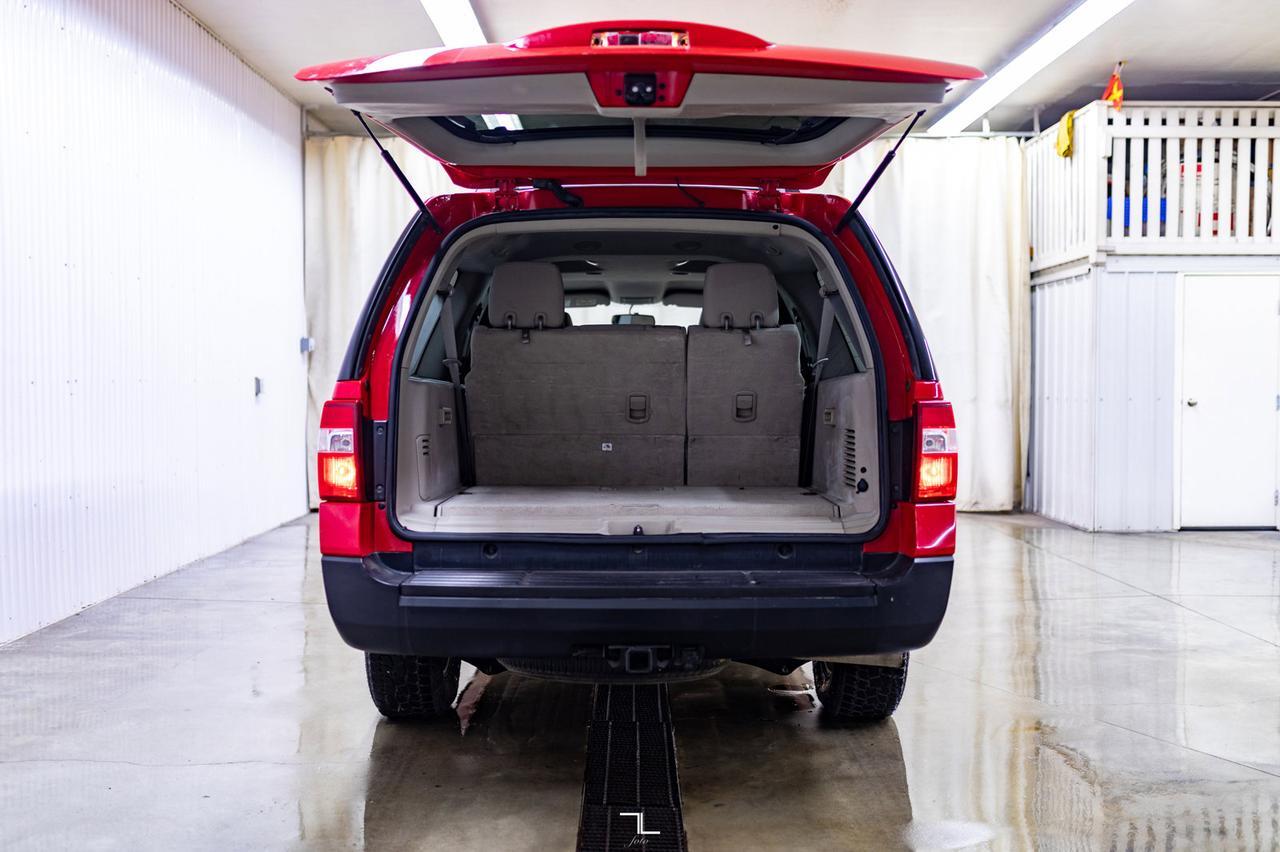 2013 Ford Expedition Max 4x4 XLT Red Deer AB