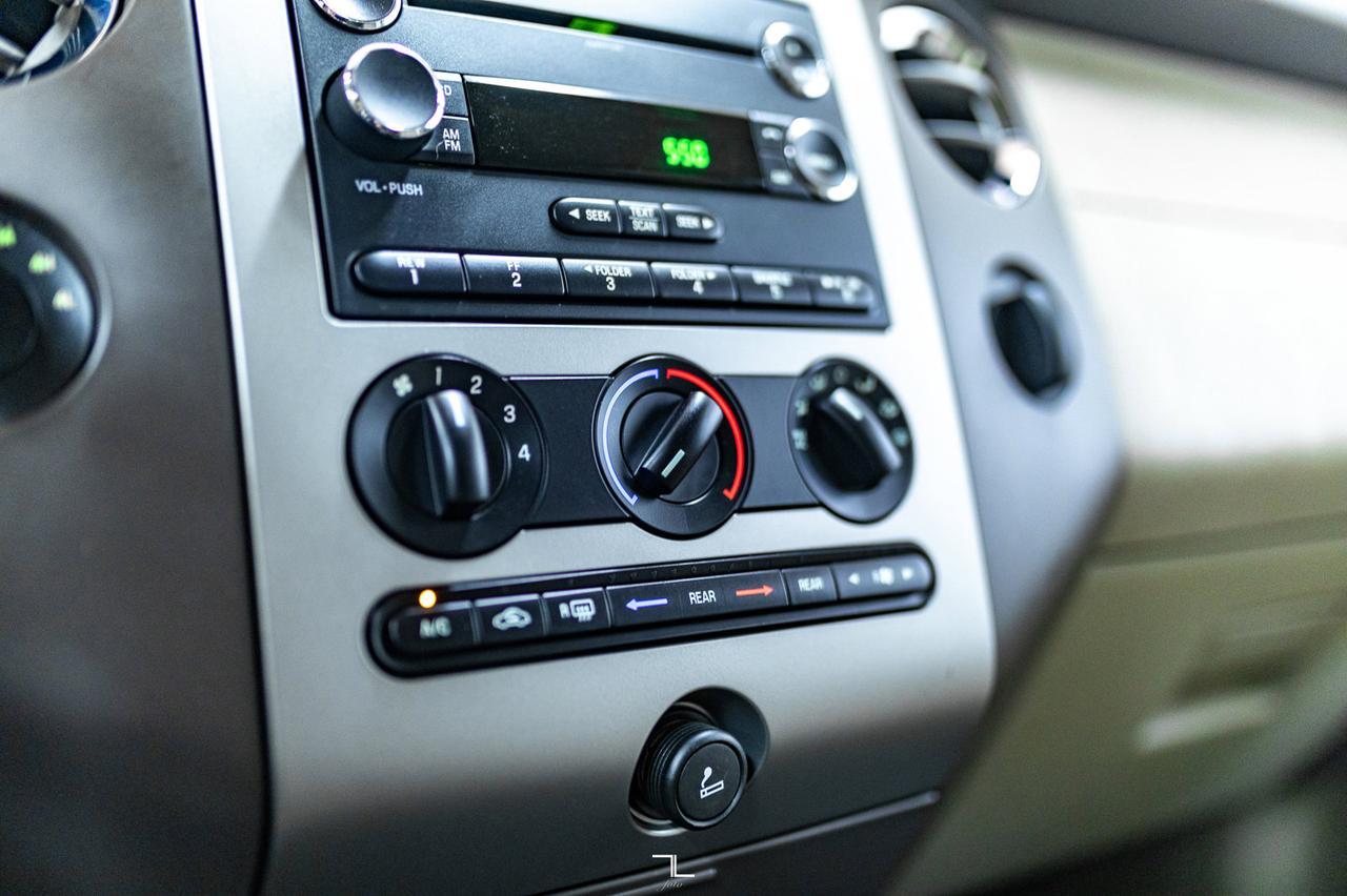 2013 Ford Expedition Max 4x4 XLT Red Deer AB