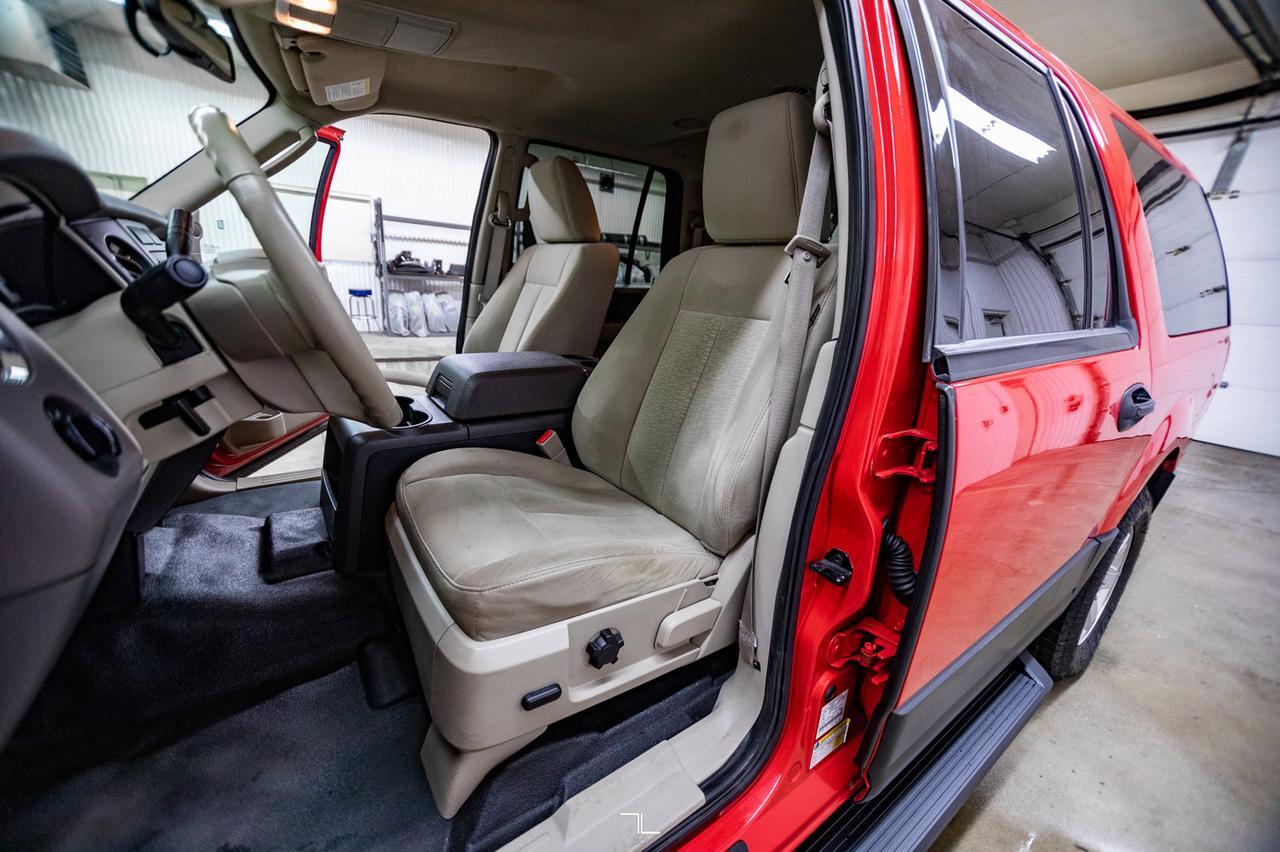 2013 Ford Expedition Max 4x4 XLT Red Deer AB