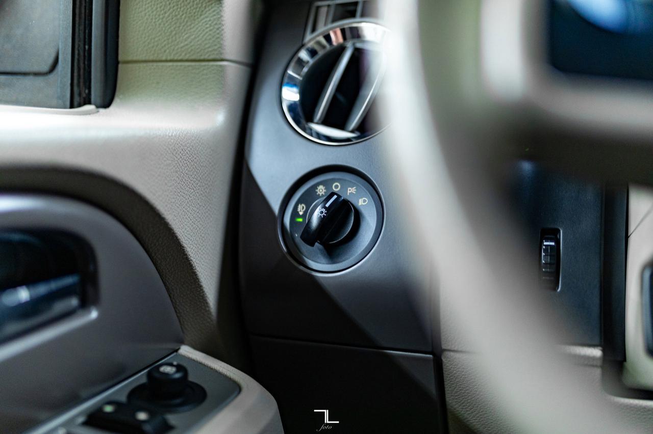 2013 Ford Expedition Max 4x4 XLT Red Deer AB