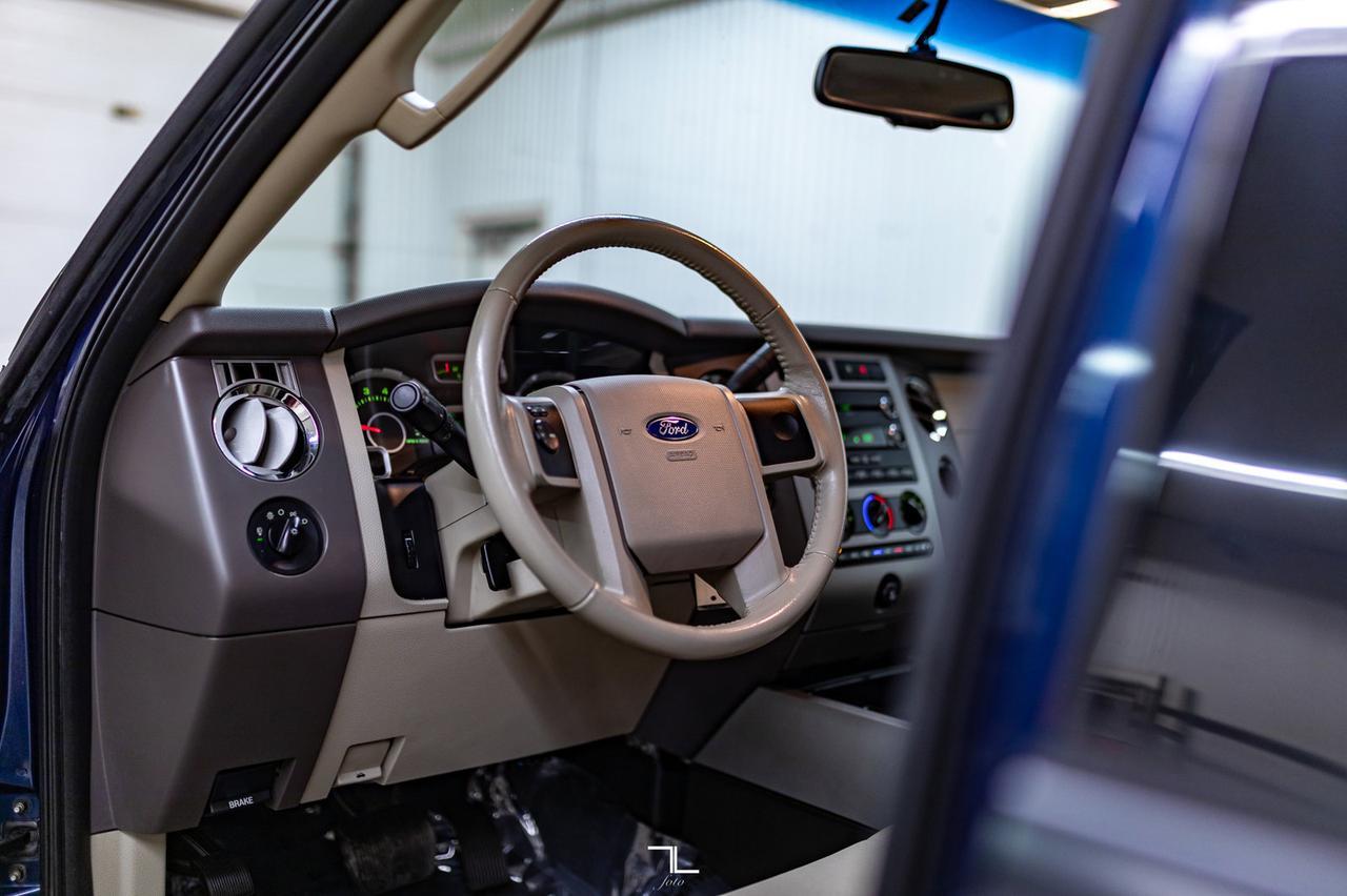 2013 Ford Expedition Max 4x4 XLT Red Deer AB