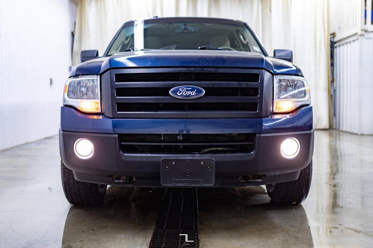 2013 Ford Expedition Max 4x4 XLT Red Deer AB