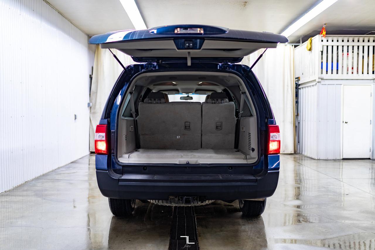 2013 Ford Expedition Max 4x4 XLT Red Deer AB