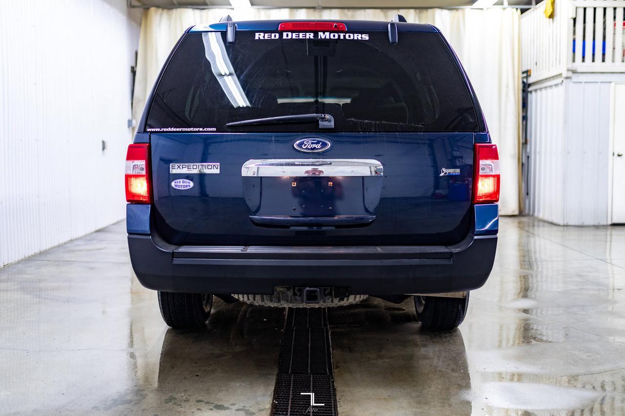 2013 Ford Expedition Max 4x4 XLT Red Deer AB