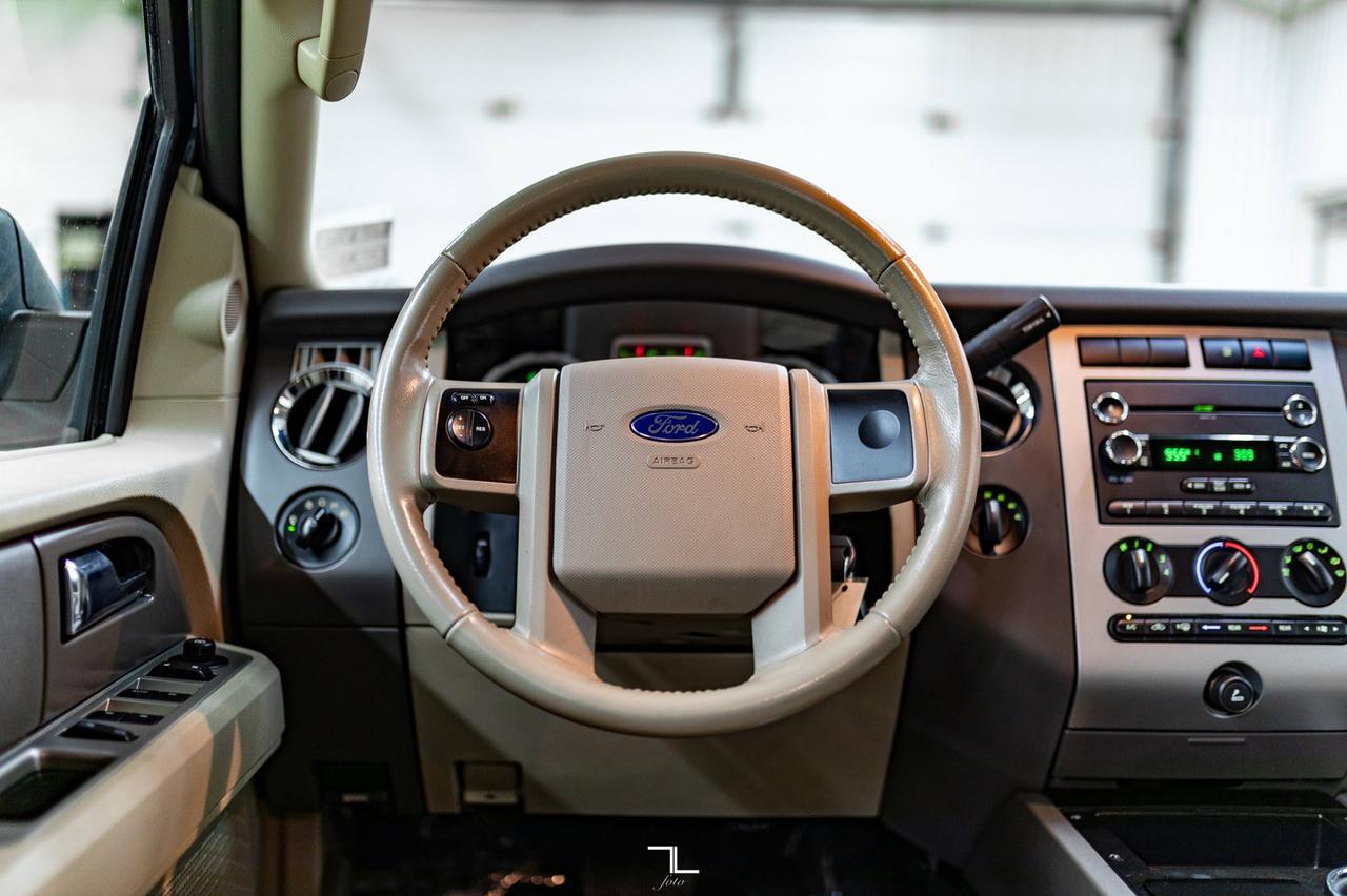 2013 Ford Expedition Max 4x4 XLT Red Deer AB