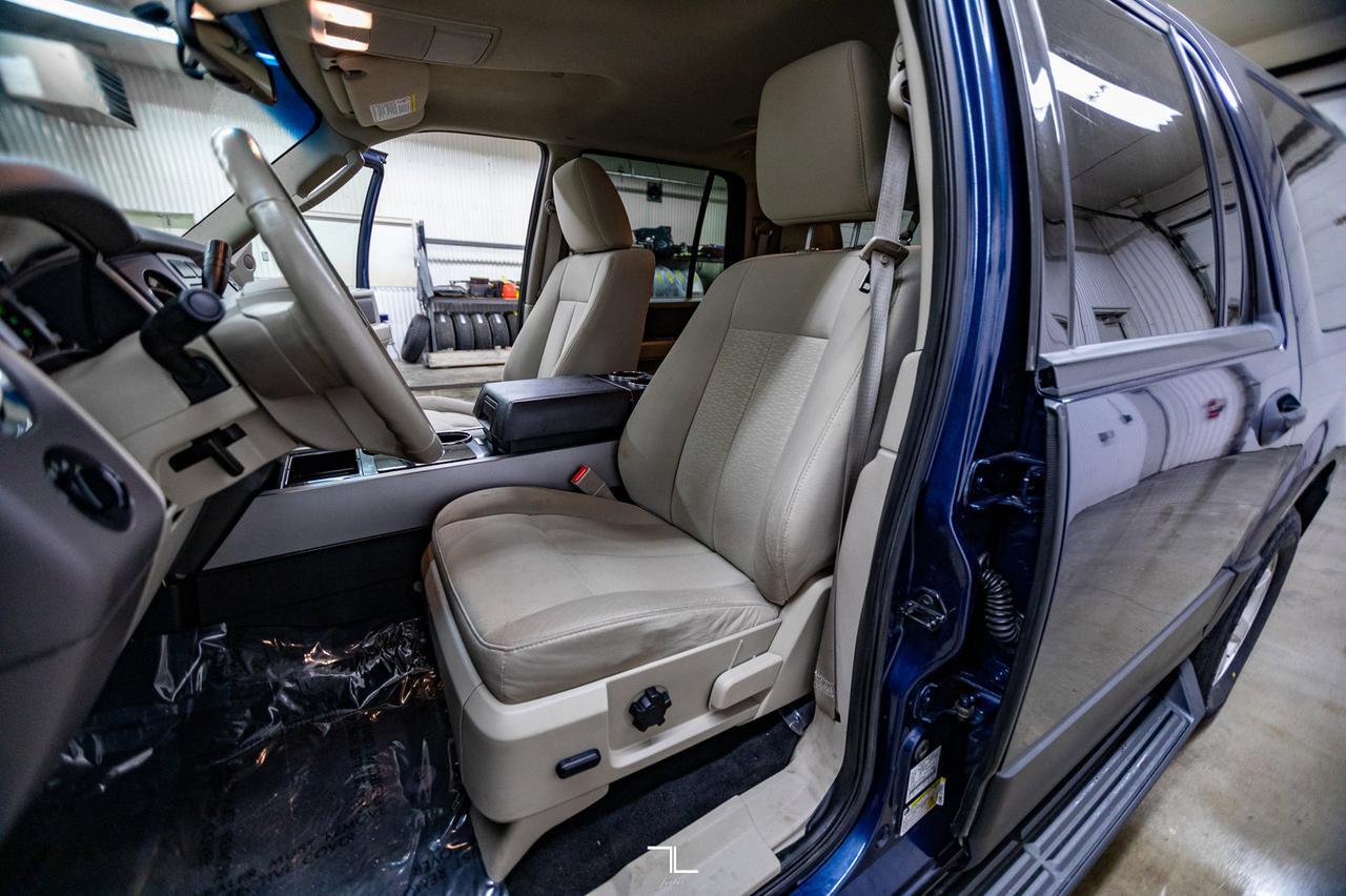 2013 Ford Expedition Max 4x4 XLT Red Deer AB