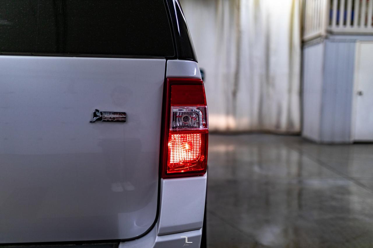 2013 Ford Expedition Max AWD Limited Leather Roof BCam Red Deer AB