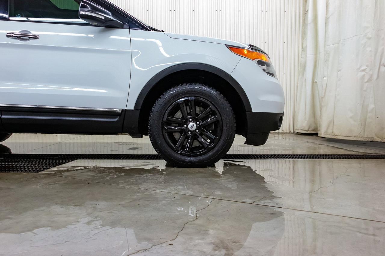 2013 Ford Explorer 4x4 XLT Leather Roof BCam Red Deer AB
