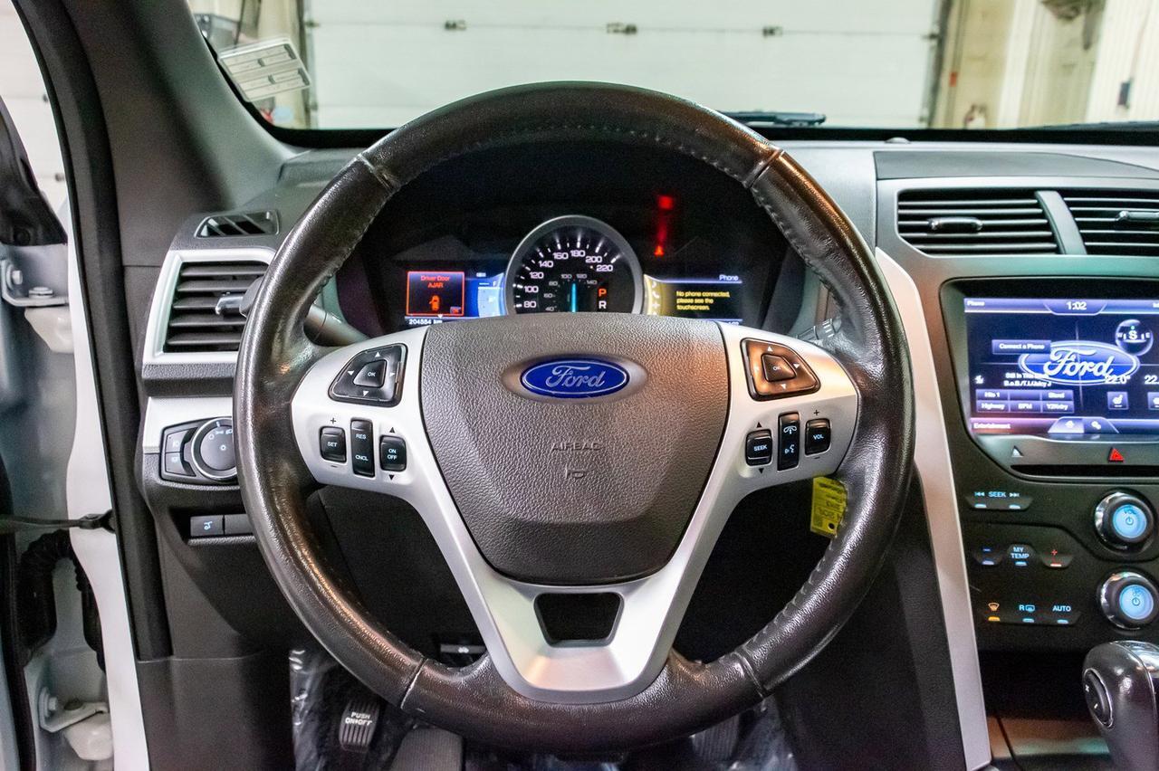 2013 Ford Explorer 4x4 XLT Leather Roof BCam Red Deer AB