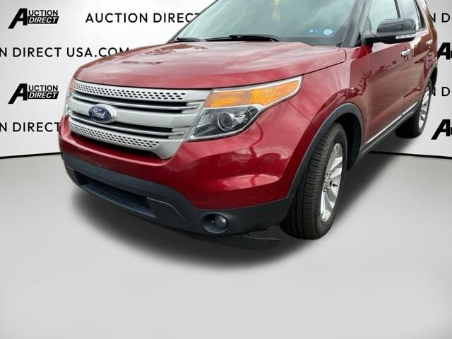 2013 Ford Explorer XLT photo 4