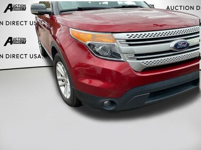2013 Ford Explorer XLT photo 2
