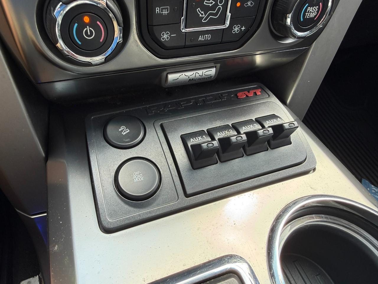 2013 Ford F-150 4WD SuperCrew 145" SVT Raptor Jacksonville FL