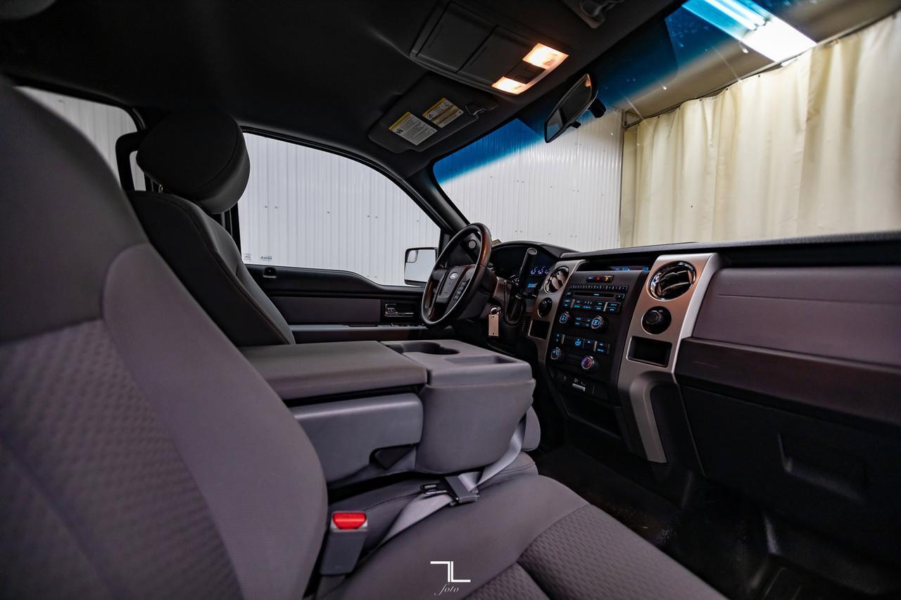 2013 Ford F-150 4x2 Super Crew XLT Longbox Red Deer AB