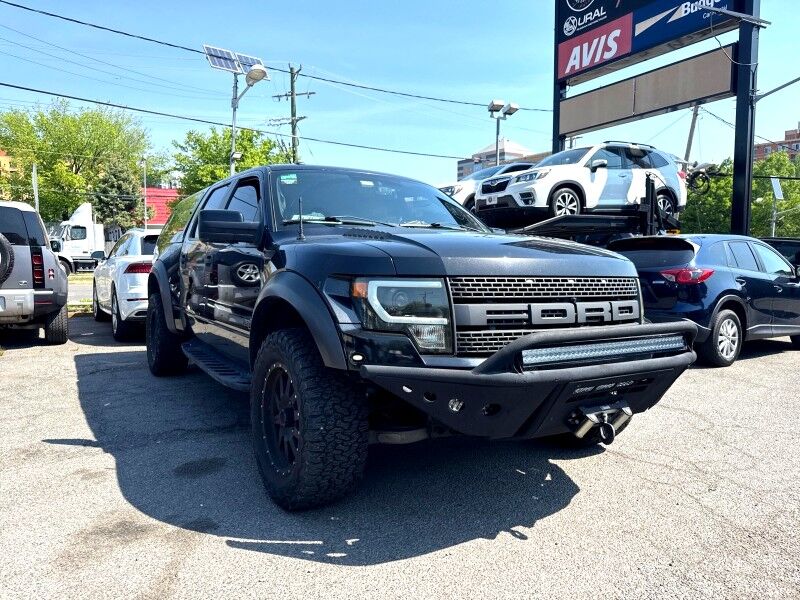 2013 Ford F-150 SVT Raptor SuperCrew 4WD w/ Luxury Package