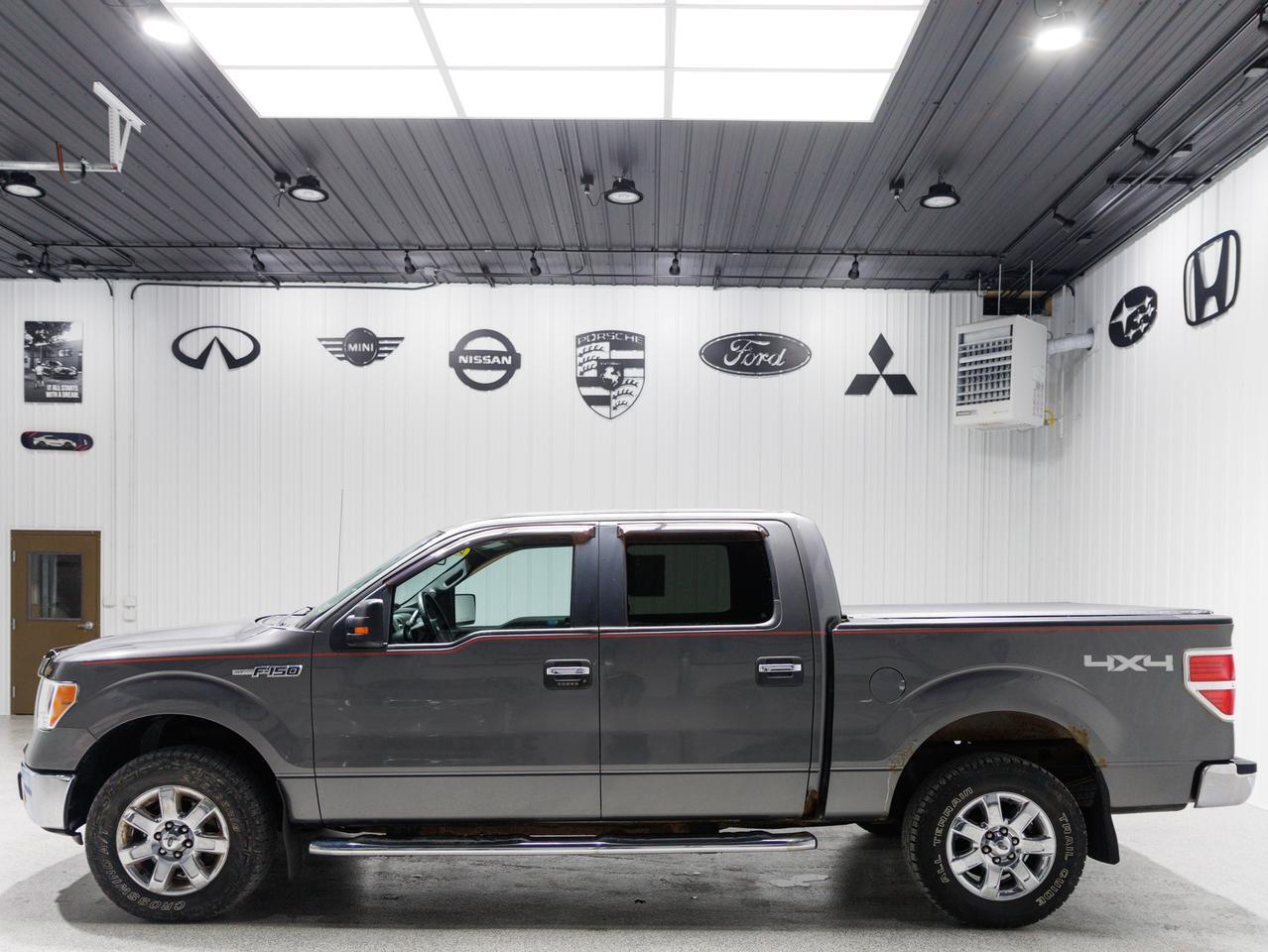 2013 Ford F-150 XLT photo 2