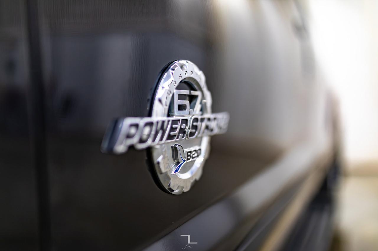 2013 Ford F-250 4x4 Crew Cab Lariat Diesel Leather Nav BCam Red Deer AB