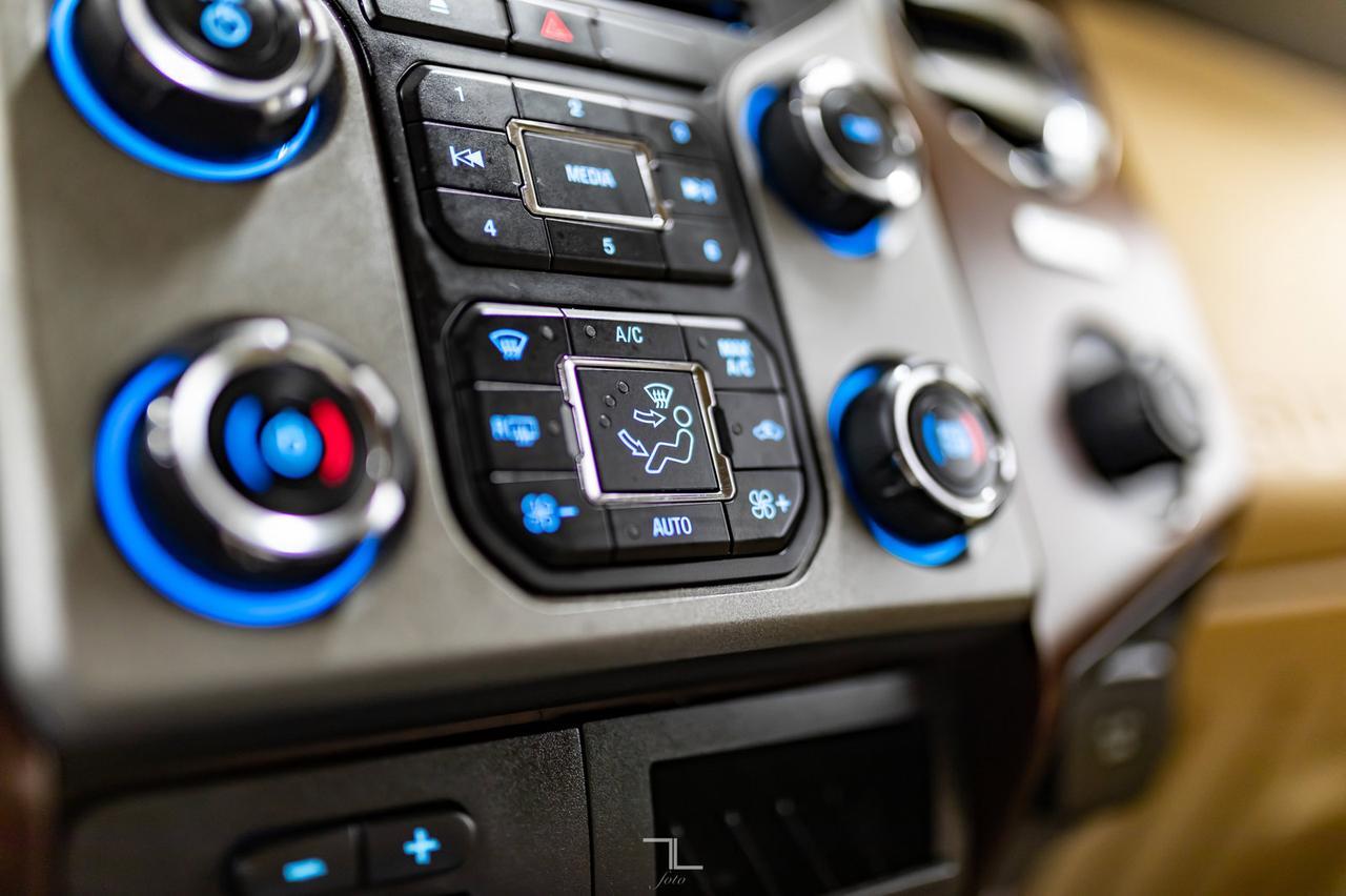 2013 Ford F-250 4x4 Crew Cab Lariat Diesel Leather Nav BCam Red Deer AB