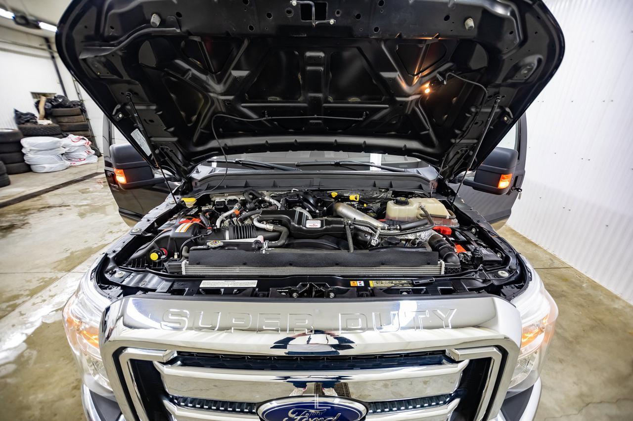 2013 Ford F-250 4x4 Crew Cab Lariat Diesel Leather Nav BCam Red Deer AB