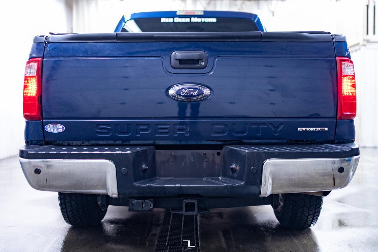 2013 Ford F-250 4x4 Crew Cab XLT FX4 BCam Topper Red Deer AB