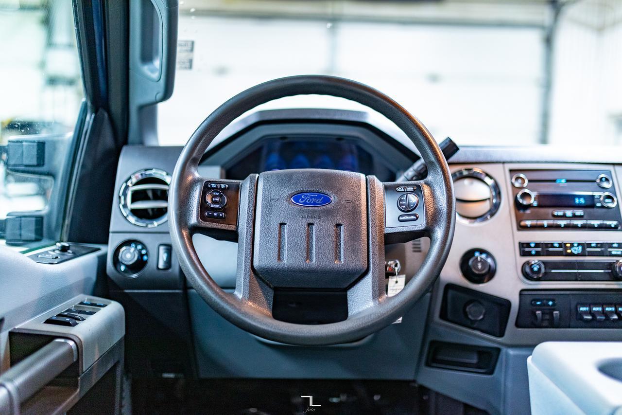 2013 Ford F-250 4x4 Crew Cab XLT FX4 BCam Topper Red Deer AB