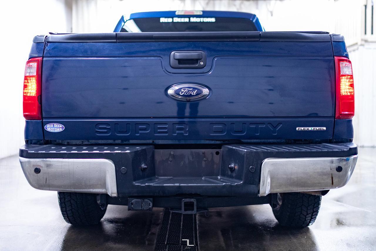 2013 Ford F-250 4x4 Crew Cab XLT FX4 BCam Topper Red Deer AB