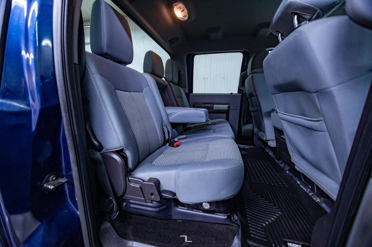 2013 Ford F-250 4x4 Crew Cab XLT FX4 BCam Topper Red Deer AB