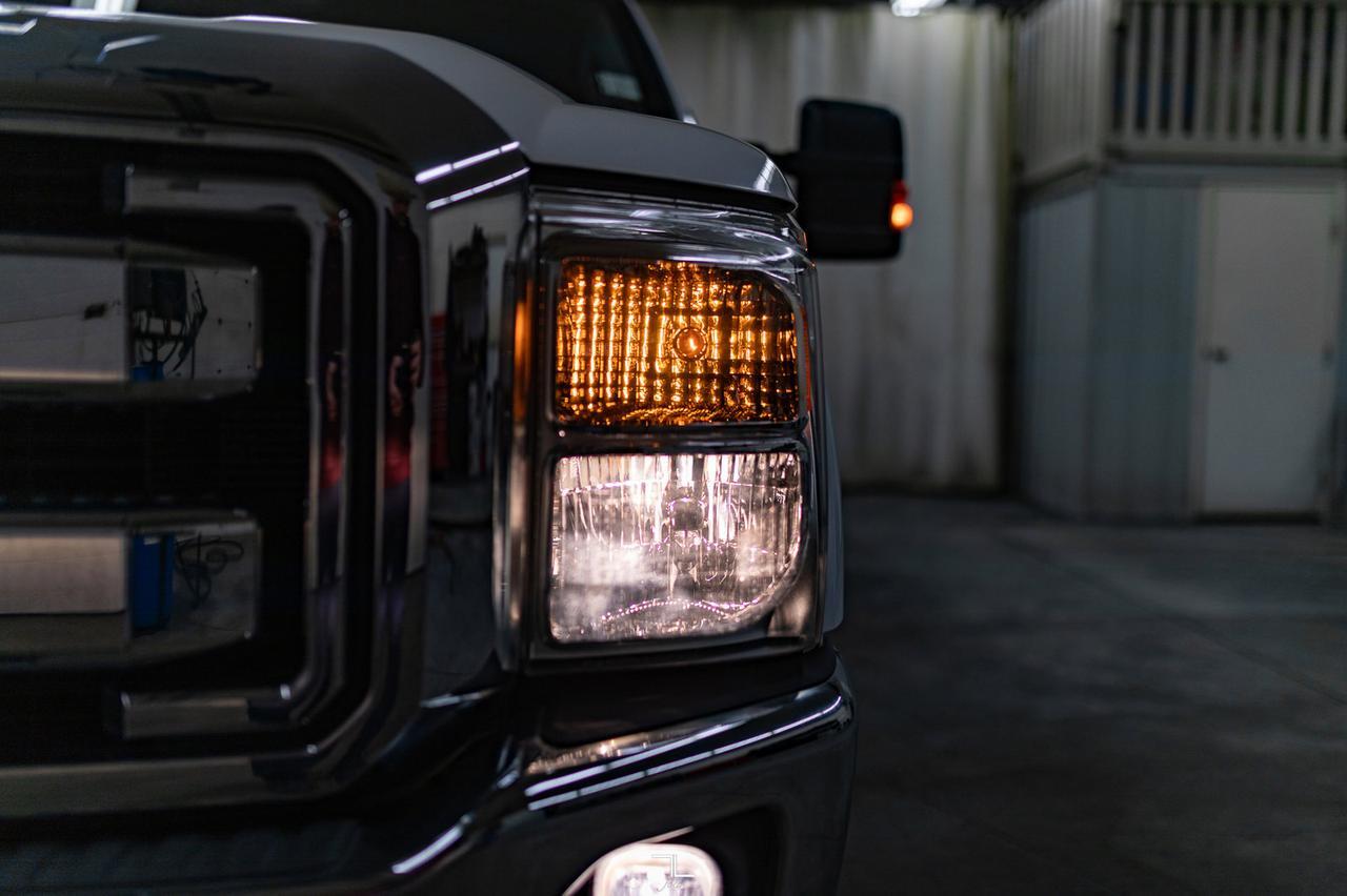 2013 Ford F-250 4x4 Crew Cab XLT Red Deer AB