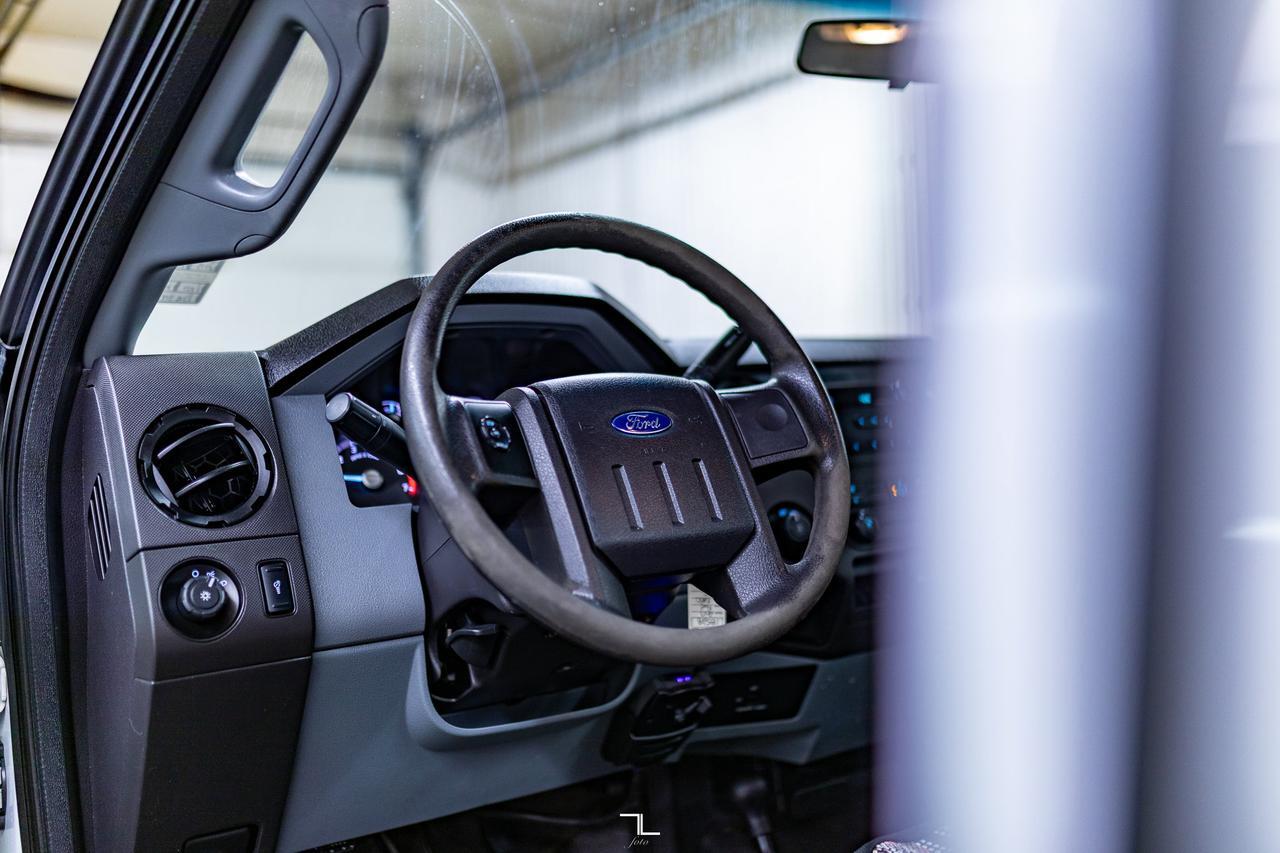 2013 Ford F-250 4x4 Reg Cab XL Longbox Red Deer AB