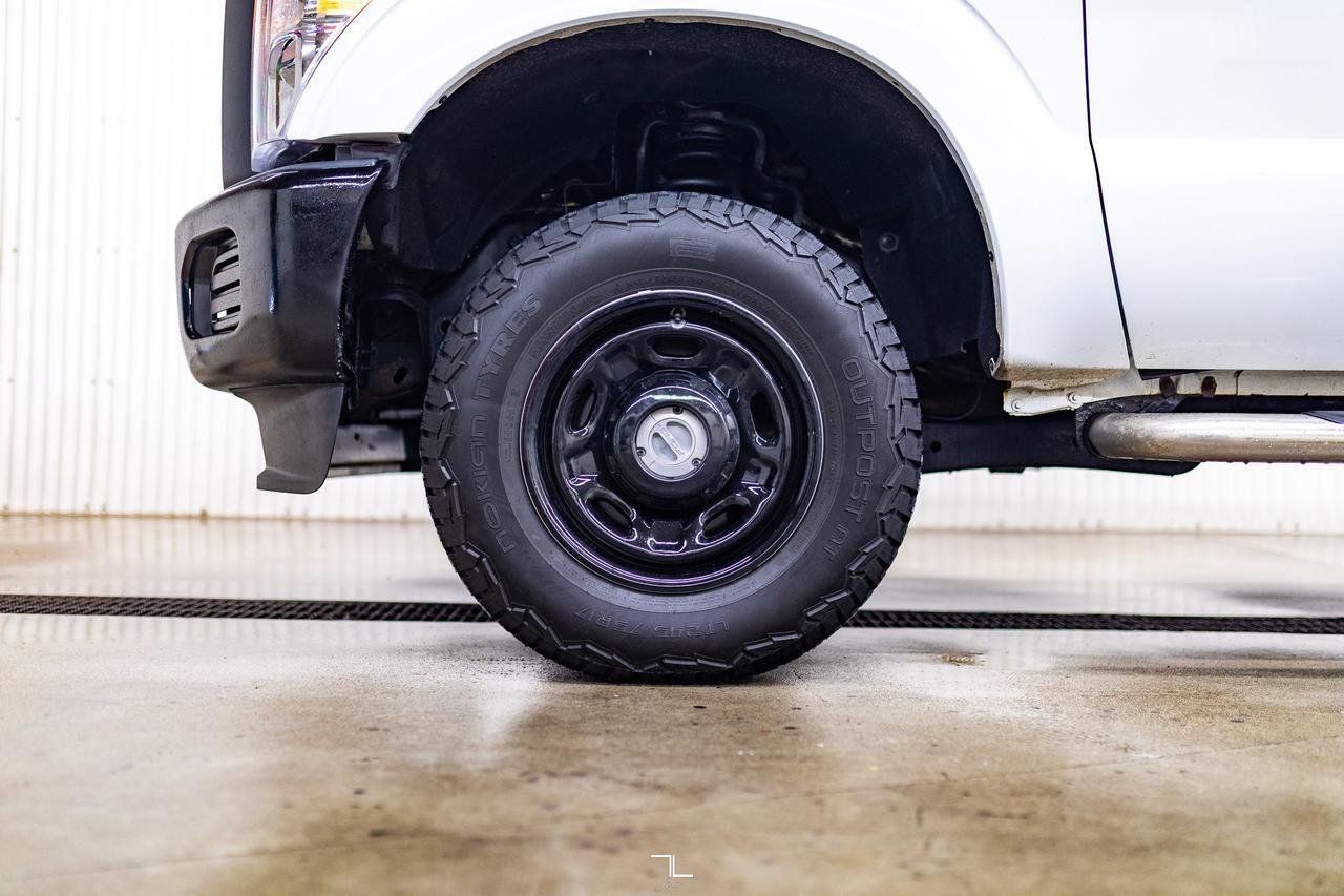 2013 Ford F-250 4x4 Reg Cab XL Longbox Red Deer AB