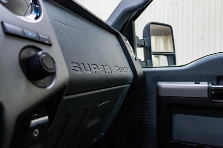 2013 Ford F-250 4x4 Super Cab XLT Mechanic's Box Red Deer AB