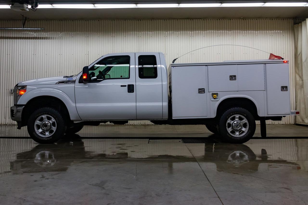 2013 Ford F-250 4x4 Super Cab XLT Mechanic&apos;s Box Red Deer AB