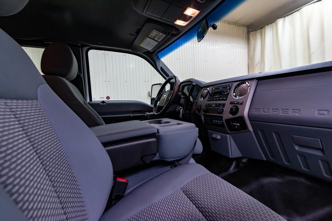 2013 Ford F-250 4x4 Super Cab XLT Mechanic's Box Red Deer AB