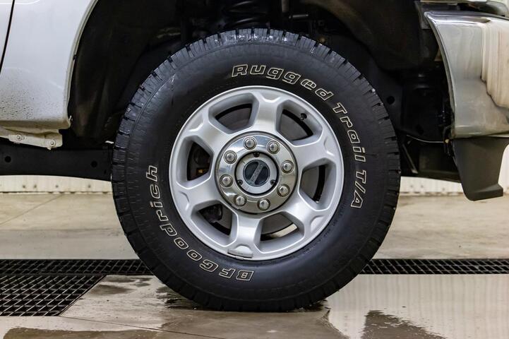 2013 Ford F-250 4x4 Super Cab XLT Mechanic's Box Red Deer AB