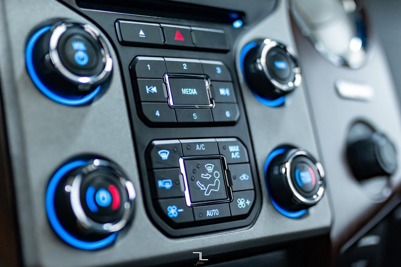 2013 Ford F-350 4x4 Crew Cab Lariat FX4 Diesel Leather Roof Nav Red Deer AB