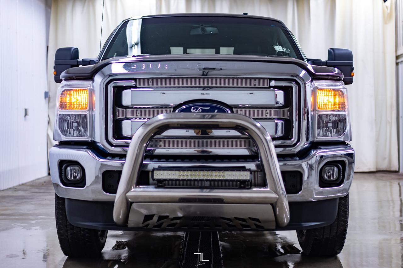 2013 Ford F-350 4x4 Crew Cab Lariat FX4 Diesel Leather Roof Nav Red Deer AB