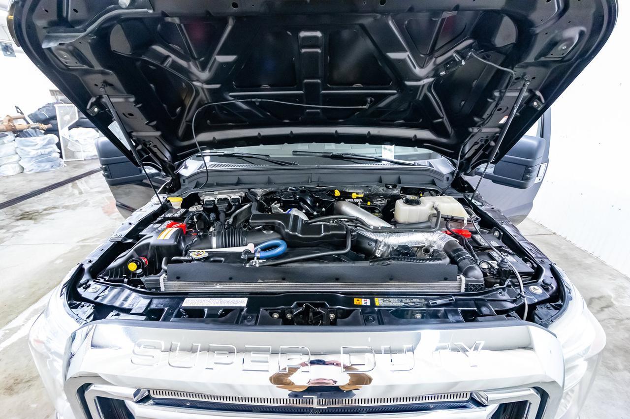 2013 Ford F-350 4x4 Crew Cab Lariat FX4 Diesel Leather Roof Nav Red Deer AB