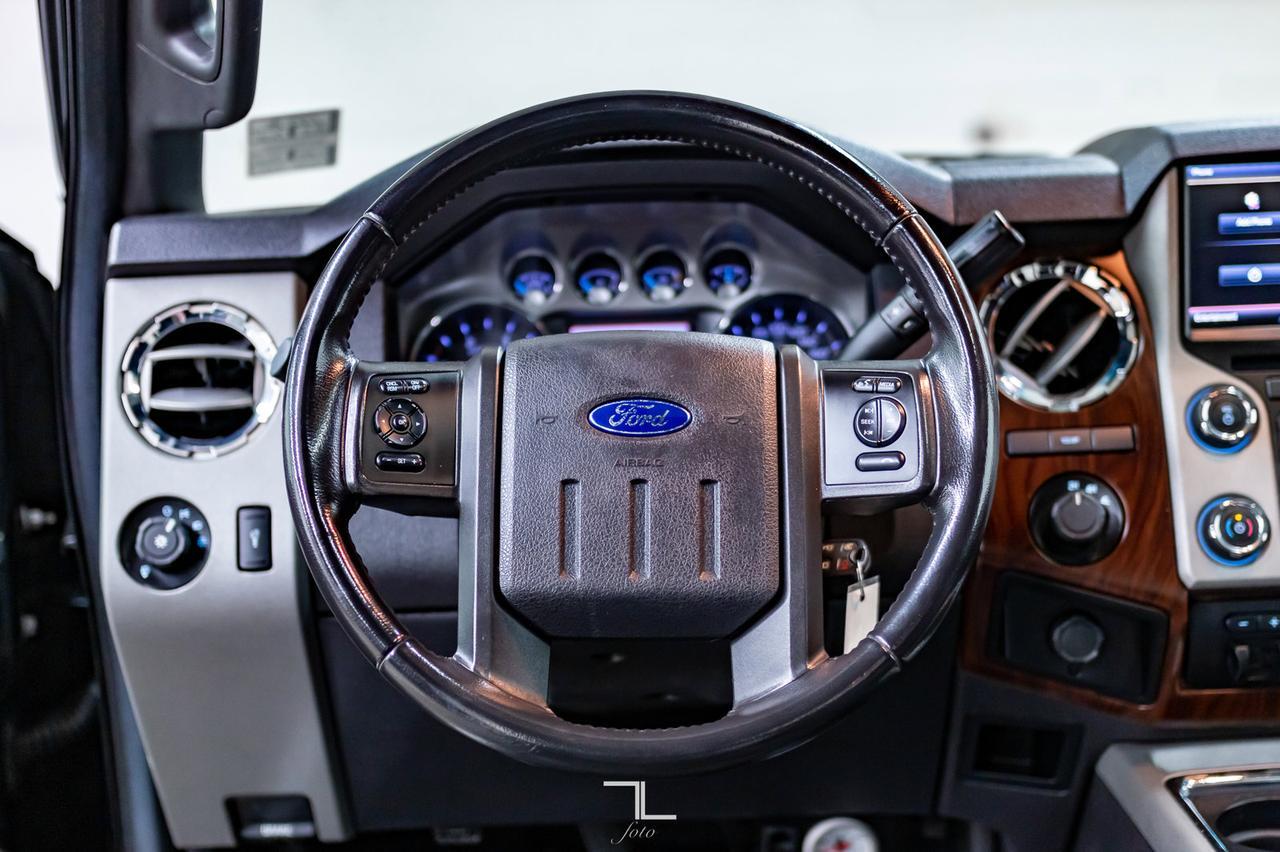 2013 Ford F-350 4x4 Crew Cab Lariat FX4 Dually Diesel Leather Roof Nav Red Deer AB