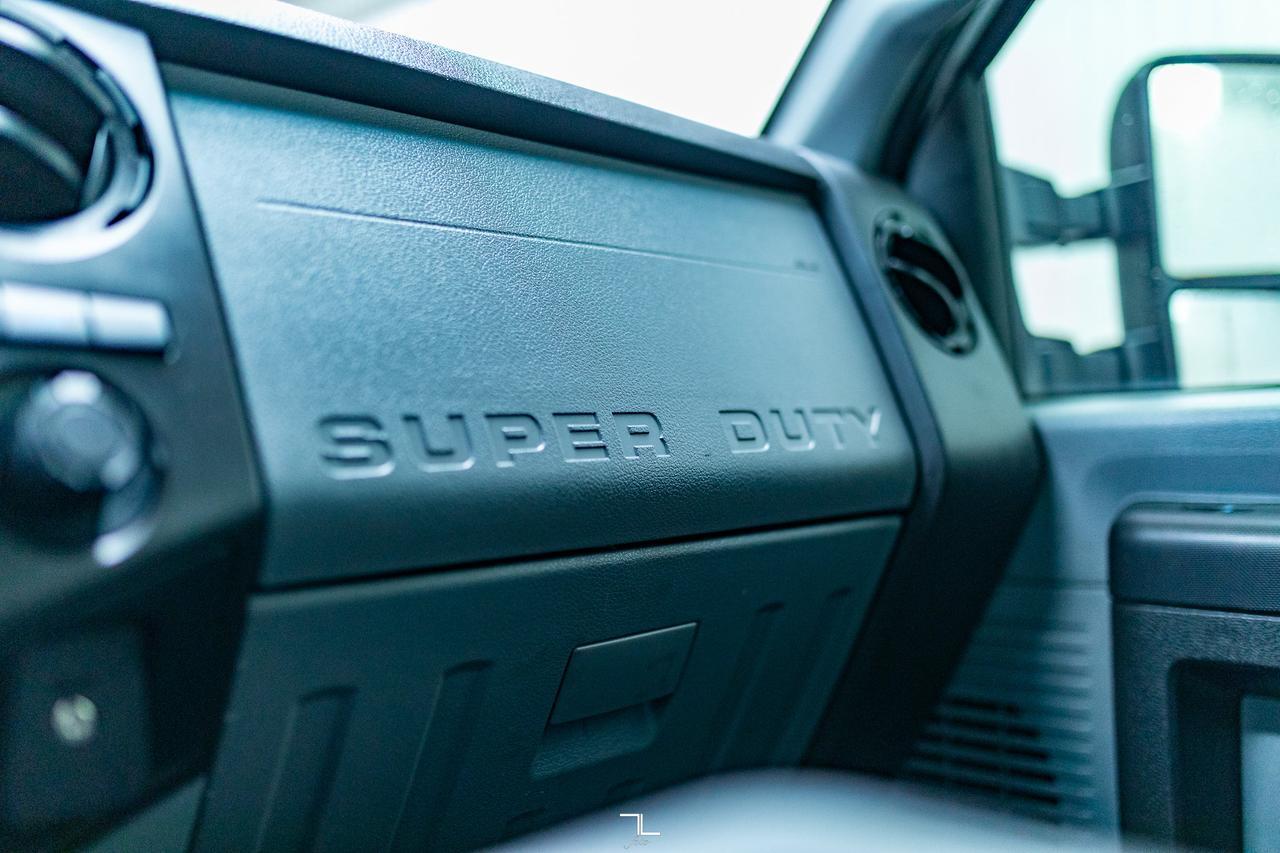 2013 Ford F-350 4x4 Crew Cab XL Dually Red Deer AB