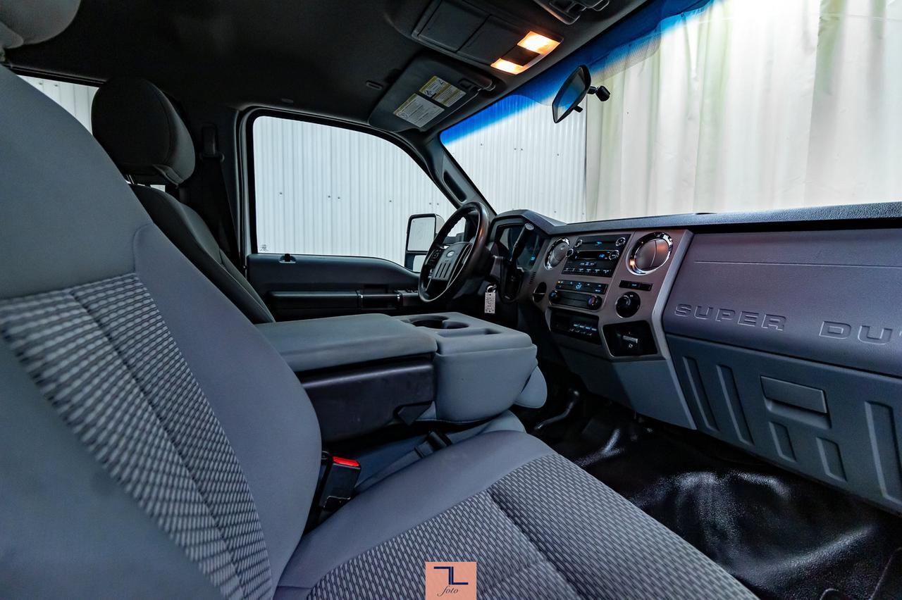 2013 Ford F-350 4x4 Crew Cab XLT Deck Dually Red Deer AB