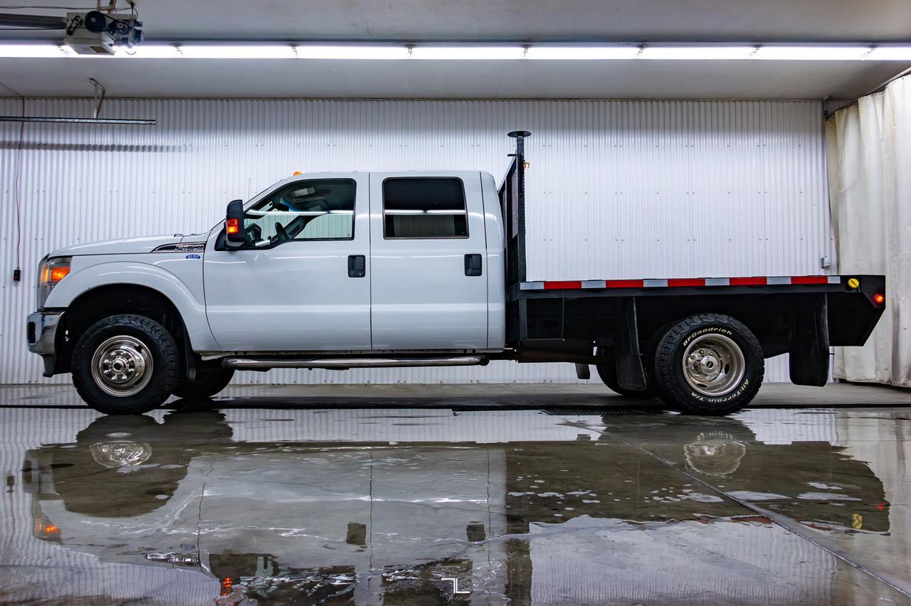 2013 Ford F-350 4x4 Crew Cab XLT Dually Deck Red Deer AB