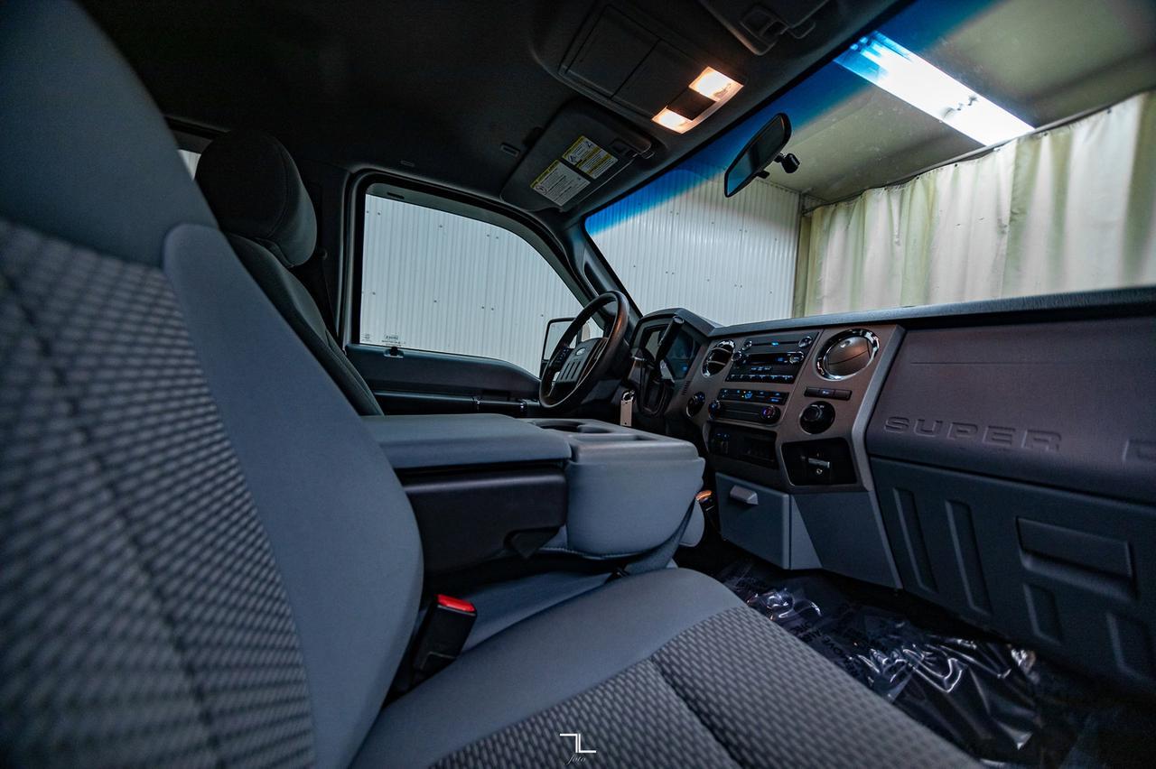 2013 Ford F-350 4x4 Crew Cab XLT Longbox Red Deer AB